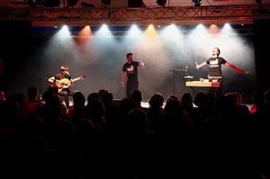 Affiche de Les Bandits Manchots | Réveillon Live - concert improvisé