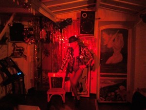 Affiche de Dîner-spectacle : Week-end des amoureux | Spécial Saint-Valentin