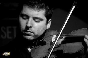 Affiche de Apero-jazz avec Mathias Levy - Hommage à Grappelli