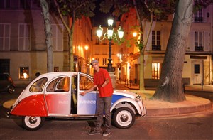 Affiche de Montmartre By Night : Visite de Paris en 2CV | par Paris Authentic