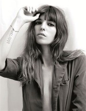 Affiche de Lou Doillon + 1ère partie