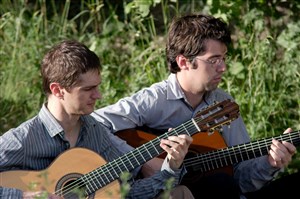 Affiche de Muchico-Duverger | Duo de guitare