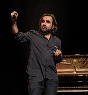 Affiche de André Manoukian dans Les notes qui s'aiment