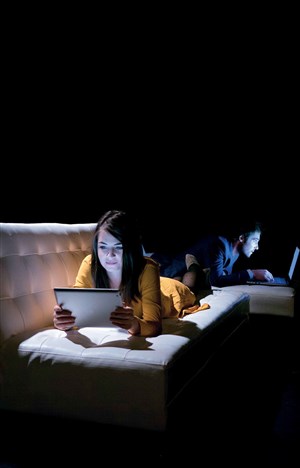 Affiche de Roméo et Juliette, Thriller médiatique