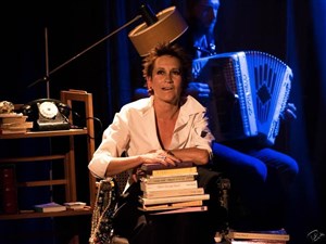 Affiche de George Sand, ma vie, son oeuvre | avec Caroline Loeb | mis en scène par Alex Lutz