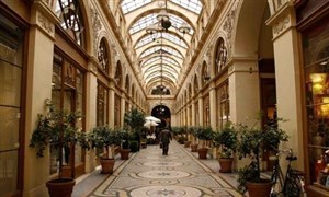 Affiche de Visite guidée : Les Passages couverts de Paris : du Palais Royal aux Grands Boulevards | Camille de Jessey