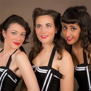 Affiche de The Andrews Sisters Revival