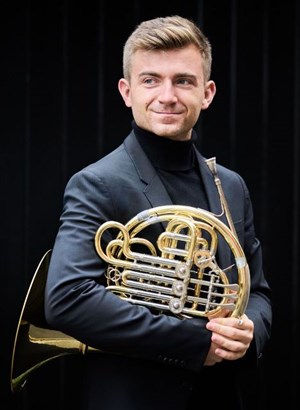 Affiche de Atmosphères citadines de Ligeti et Strauss avec Ben Goldscheider, corniste