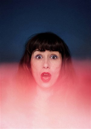 Affiche de Adele Barbers dans Malàdroite