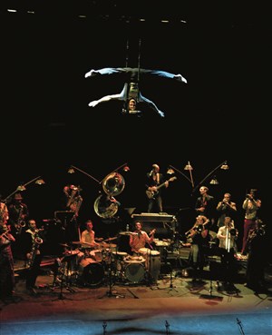 Affiche de La Toile | Surnatural Orchestra