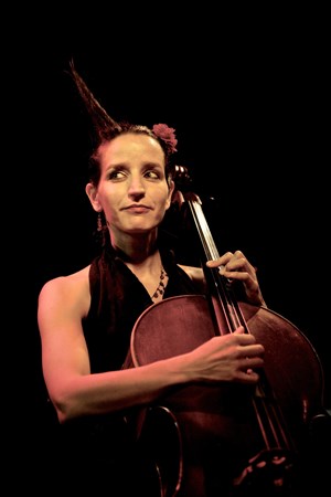 Affiche de Katrin' Waldteufel | Cello Woman Plugged