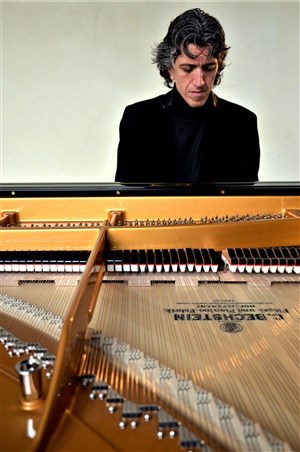 Affiche de Piano passion: Rachmaninov / Gershwin / Brahms | par Vittorio forte