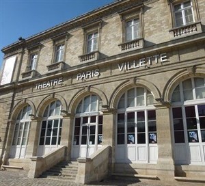 Affiche de Visite des coulisses de spectacles en famille pour les enfants au théâtre