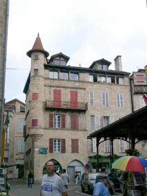 Affiche de Visite guidée : Figeac, Champollion et les écritures du monde | par Paysdoc