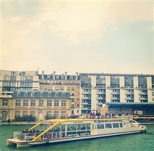 Affiche de Croisière : La villette d'hier et de demain sur le canal de l'Ourcq
