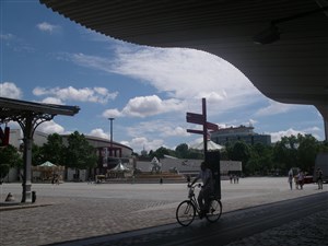 Affiche de Visite guidée : La Villette, des abattoirs au plus grand parc parisien | par Marie-Anne Nicolas