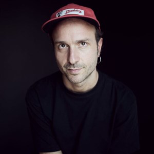 Affiche de Matteo Bortone : No Land's