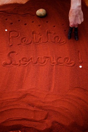 Affiche de Petite source