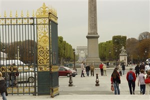 Affiche de Visite guidée : Balade Guidée Panoramique de Paris - 3h30 à pied | Par Lora