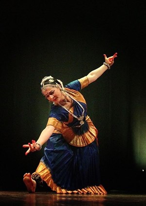 Affiche de Stage Initiation au Bharatha Natyam