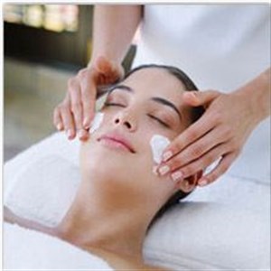 Affiche de Soin du visage bio hydratant et massage pour Elle