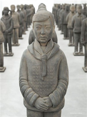Affiche de Terracotta Daughters de Prune Nourry