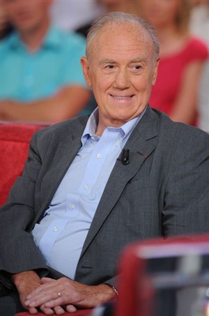 Affiche de Henri Joyeux conférence : Quelle prévention du cancer du sein et de la prostate et quels traitements des récidives ?