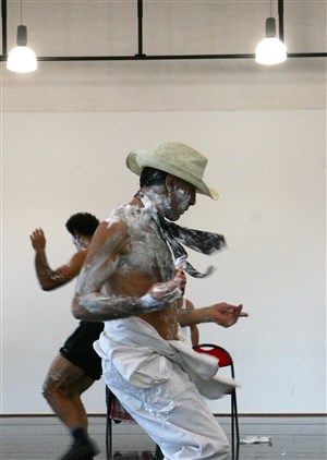 Affiche de Avis de turbulences #15 - Hom(m)es