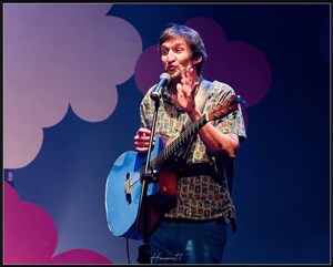 La Tête dans les Nuages