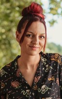 Laura Calu dans Senk