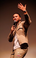 Mah s'installe au Festival les lions du rire