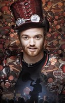 Jovany dans Le Dernier Saltimbanque