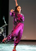 Yinka Esi Graves : The Disappearing Act