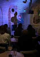 Comedy Club Paris 17: Y a-t-il un comique dans la salle ?